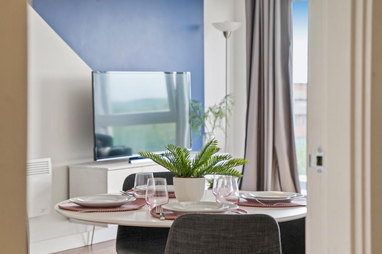 Stunning 2 Bedroom Apartment Leeds  Dış mekan fotoğraf