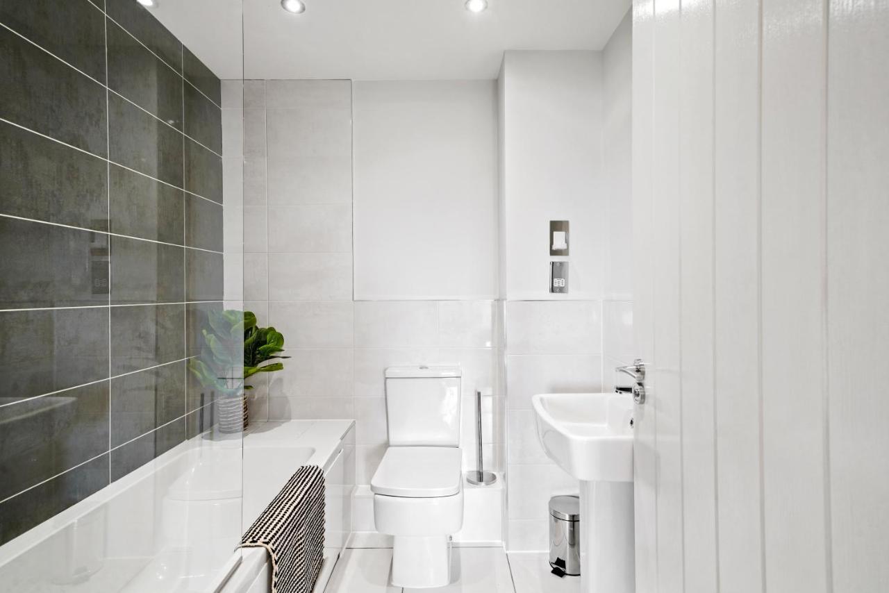 Stunning 2 Bedroom Apartment Leeds  Dış mekan fotoğraf